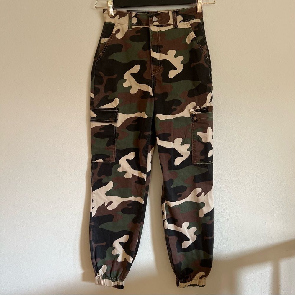 Camouflage Military Cargo Pants Size S High Rise Multicolor
